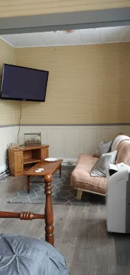 Pinciaro Properties LLC  Main St Hotels in McKean County