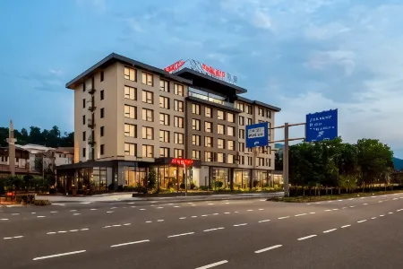 Ramada by Wyndham Rize Findikli Отели в г. Findikli