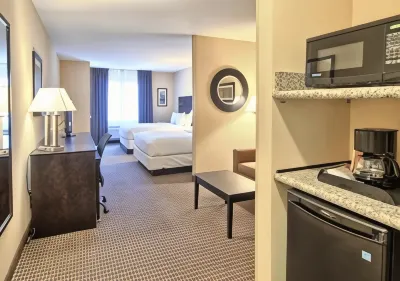 Comfort Suites Lewisburg Отели рядом с достопримечательностью «Bounce Fun Plex»