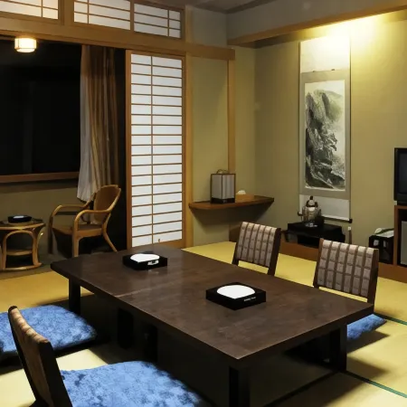 Togurakamiyamada Onsen Sanpu So Отели в г. Тикума