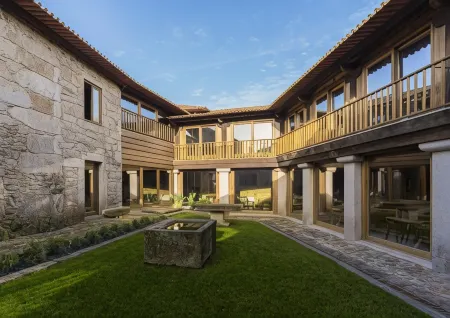 Maia Dos Reis Hotel Rural Отели в г. Собраду