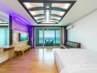 Pension Venezia in Samcheok Hotels near Samcheok Library