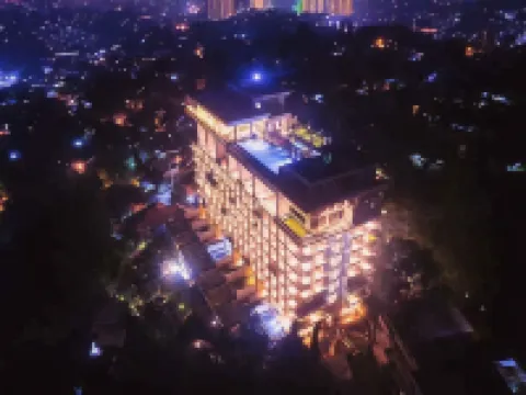 Art Deco Luxury Hotel & Residence Hotels in Cidadap