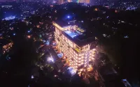 Art Deco Luxury Hotel & Residence Hotel di 