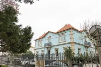 Surf & Sea Suites Các khách sạn gần Tires