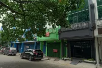 Hotel Padma Tangerang Hotels in Karawaci