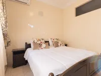 5 Bedroom Holiday Villa Yasmine, Perfect for Family Holidays, Near Beaches Hotels in Sale