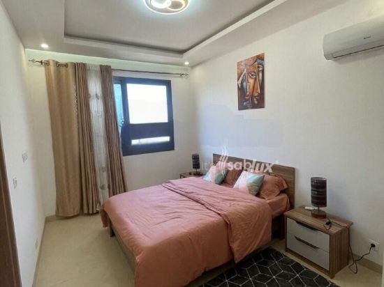 Superbe F2 Lumineux Avec Piscine