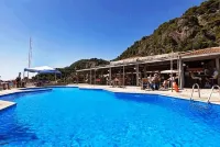 Corfu Glyfada Beach Apartments 67 - parking