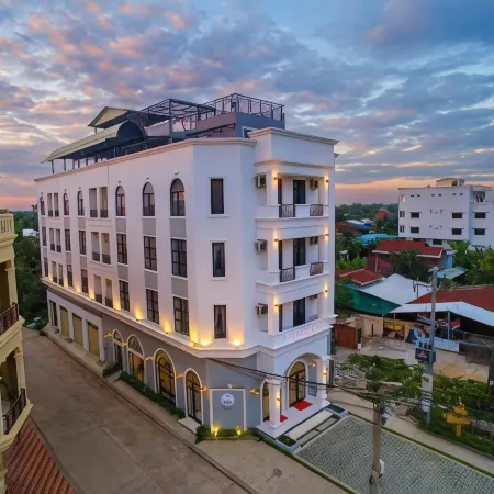 Sky Palace Boutique Hotel
