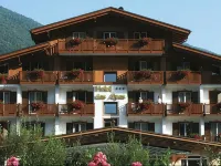 Hotel des Alpes Hotels in Molveno