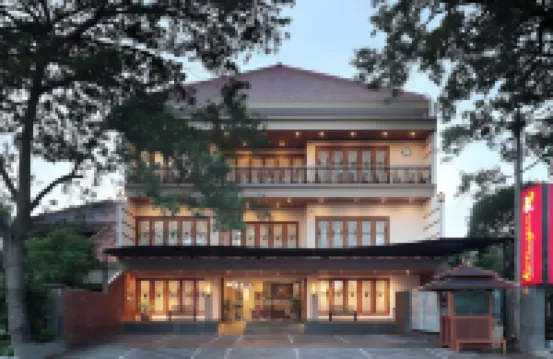 Kertanegara Premium Guest House