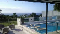 E&J Boutique Residences Отели в г. 