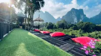 Bridge Hill Cafe Glamping