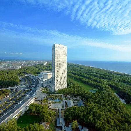 Phoenix Seagaia Ocean Tower