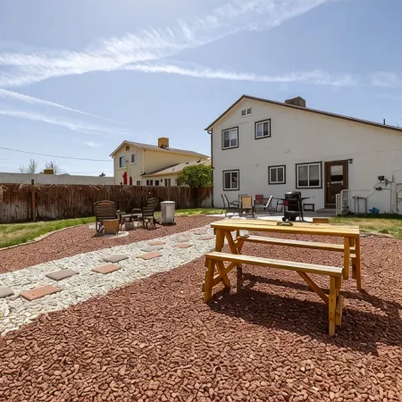 FRUITOPIA! Your 4 bedroom, 2 bath adventure basecamp in downtown Fruita CO
