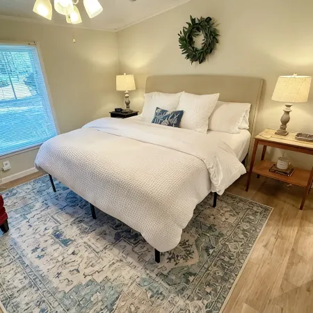 Beautiful Cozy Home in Thomson Near Lake and Boat Ramp Отели в г. Мак-Даффи