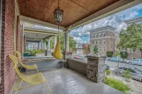 Charles Village 1-Br, Walk to Johns Hopkins - Condos