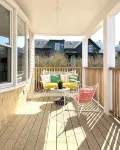 Ptown Pearl · Central Location w/ Porch & Deck · Walk to Beach, Galleries & Town - 4-Star