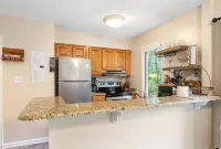 Wintergreen Ski Retreat, Cozy Condo Near Slopes & Devils Knob Golf