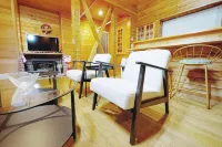 Rock Villa Karuizawa - Mountain View Forest Retreat Built on Rock - balcony