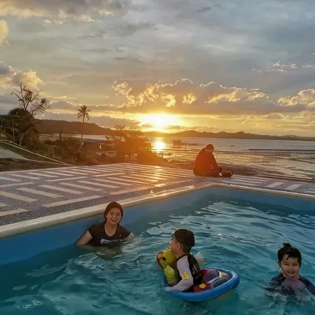 Dreamland Beach Holiday