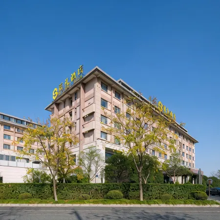Oriental Hotel
