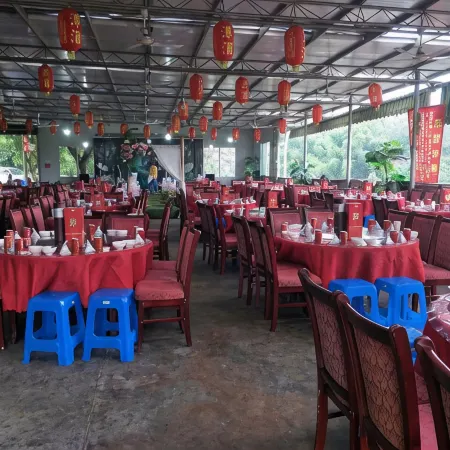 Luzhou Shili Yuwan Xianghe Hotel