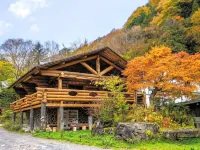Okukinu-onsenkyou Hatcyo-no-yu Hotels near Shirane Mountain