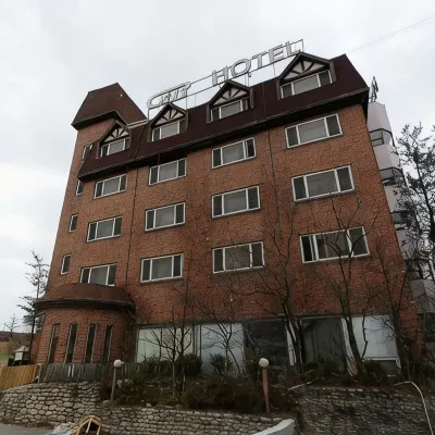 Green and Blue Hotel Отели рядом с достопримечательностью «Музей кофе»