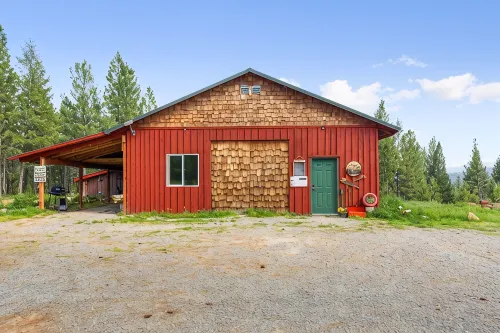 Sleep under Stars. Glamping Cabin Near Missoula - Chalets