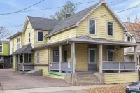 Private+Beautiful Downtown Pad- Near Church St - 2-Star