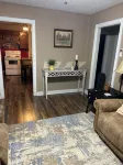 15 min from Green River Lake. Walking street next door. 5 minutes from GRWMA