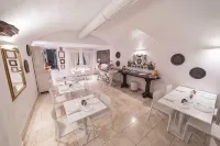 أكاديميا ريزيدنس