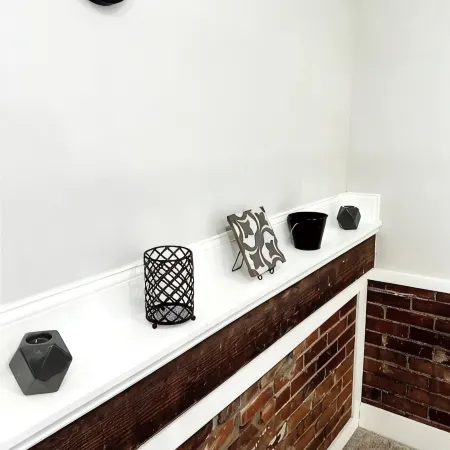Bright one bedroom loft cottage guest house