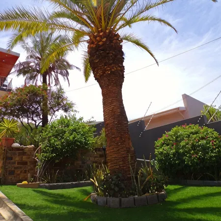 Charming peaceful 2-bedroomed unit with 180 degree panoramic view of Windhoek.