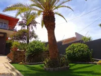 Charming peaceful 2-bedroomed unit with 180 degree panoramic view of Windhoek. のホテル
