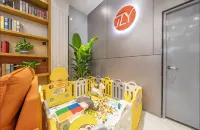 景之悅影院飯店（貴港高鐵站馬草江公園店） - 2 星級