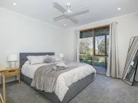 YERING PARK COTTAGE - 3 bedroom home  in the heart of the Yarra Valley Hotels in Coldstream