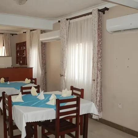 TJ Global Hotel Kasese