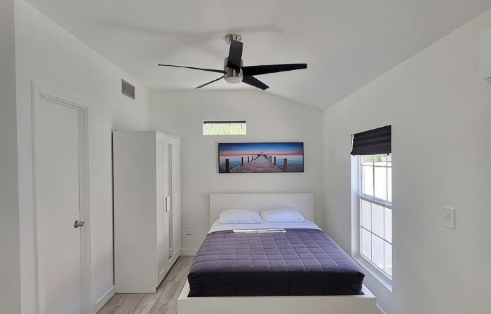 Modern & Stylish studio with private entry and parking.