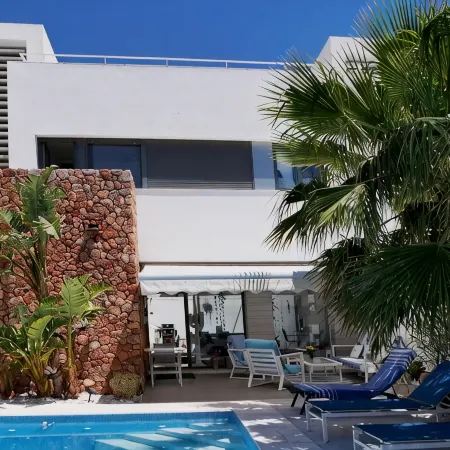 Modern villa with wifi private pool 300 m from the beach in Las Negras