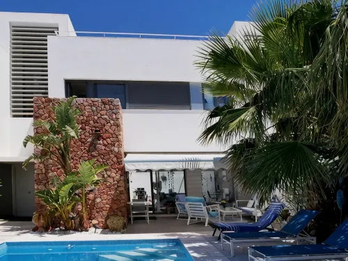 Modern villa with wifi private pool 300 m from the beach in Las Negras