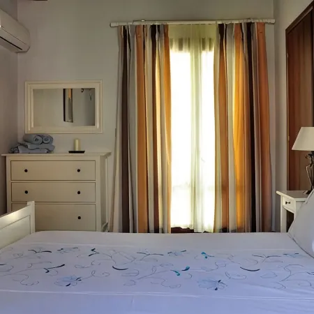 Alonissos, Old Village (Hora) wonderful apartment with amazing  clear sea views