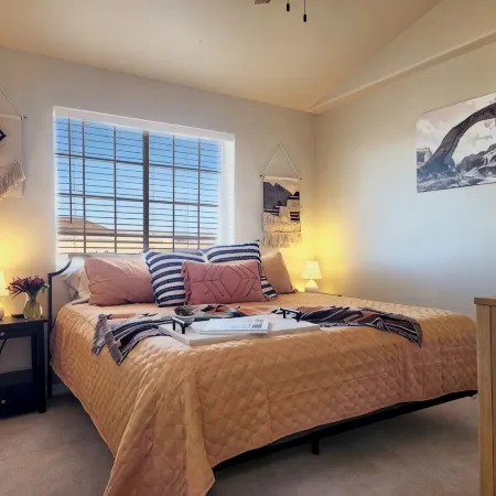 Luxury Sage House @ Lake Powell+Game Room+Parking+Firepit+Outdoor Oasis