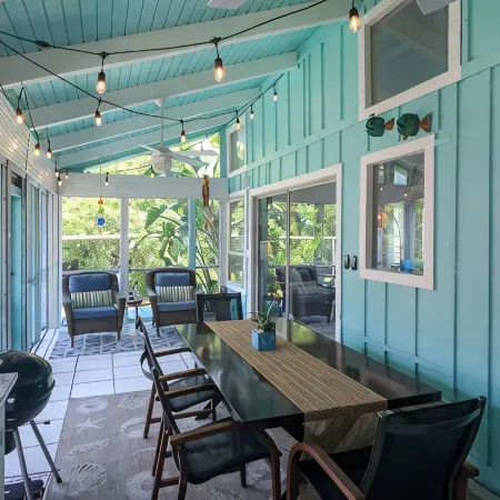 Island Time-Walk to the beach-Intercoastal home in tropical paradise!