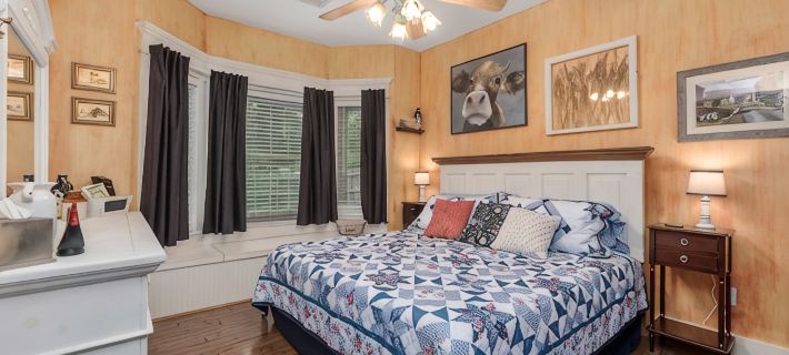 Spirit of Aggieland-💥Voted# 1 Game Day House on Expedia💥Huge Yard-Games-Modern Hotel di Bryan