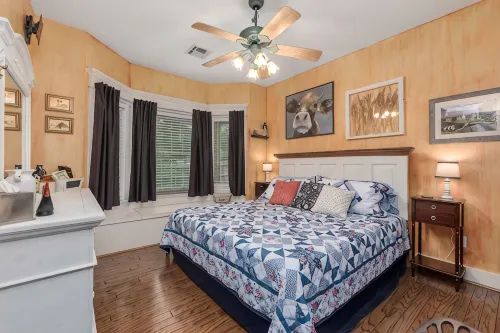 Spirit of Aggieland-💥Voted# 1 Game Day House on Expedia💥Huge Yard-Games-Modern