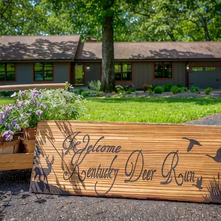 Kentucky Deer Run- Wheelchair Accessible, Lakefront, Private Dock, Fully Updated