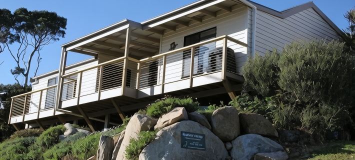 KINGFISHER COTTAGE Beachfront at Bay of Fires Hotels in Binalong Bay